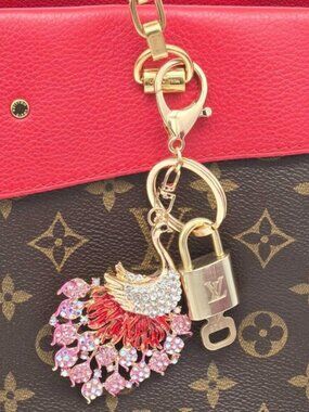 LV Gold Padlock & Key 🔒 Authentic Louis Vuitton Bag Unbranded Peacock Charm